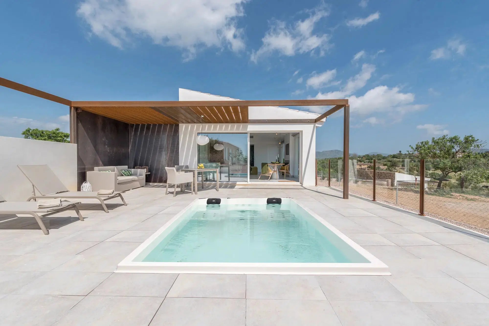 Outdoor Whirlpools